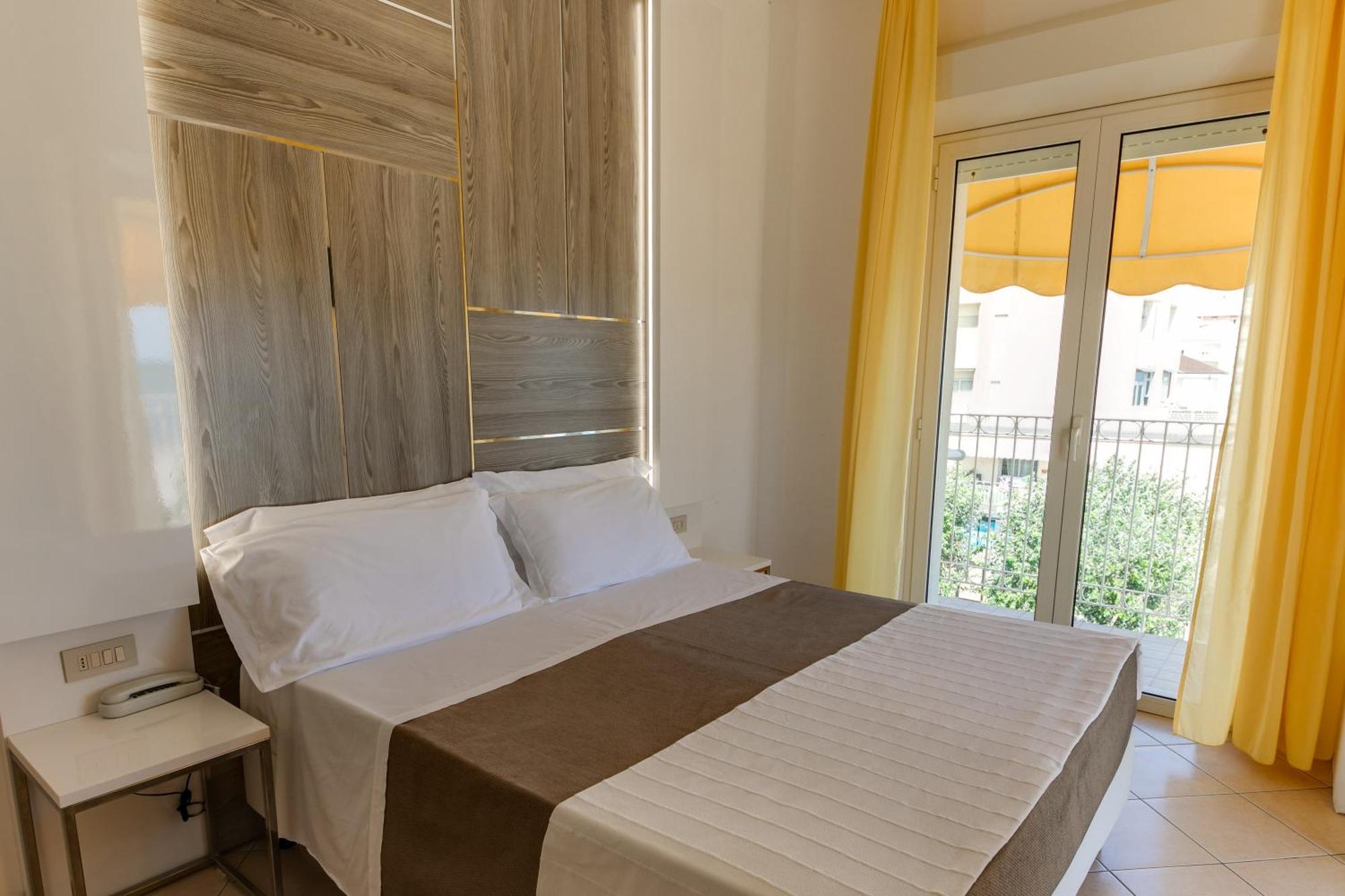 Savoia Hotel Misano Adriatico Exterior foto